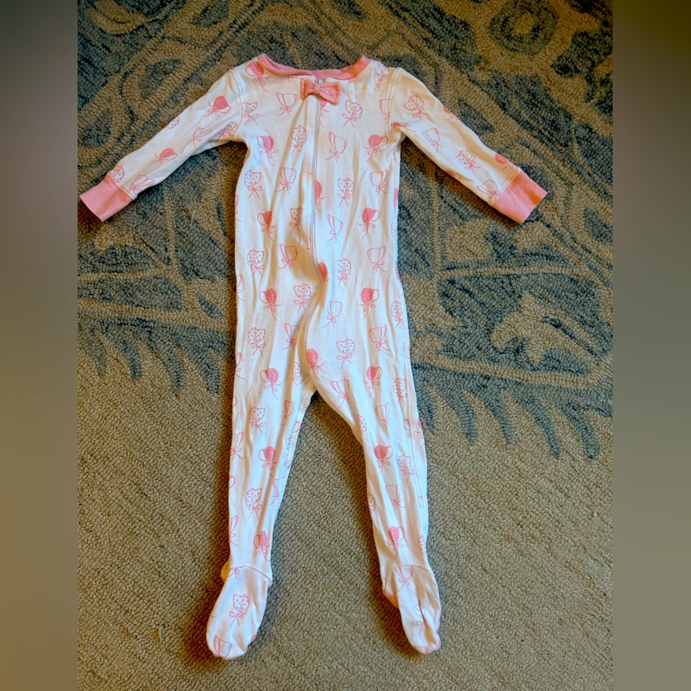 GUC The Beaufort Bonnet Company Noelle’s Night Night footed pajamas size 18-24